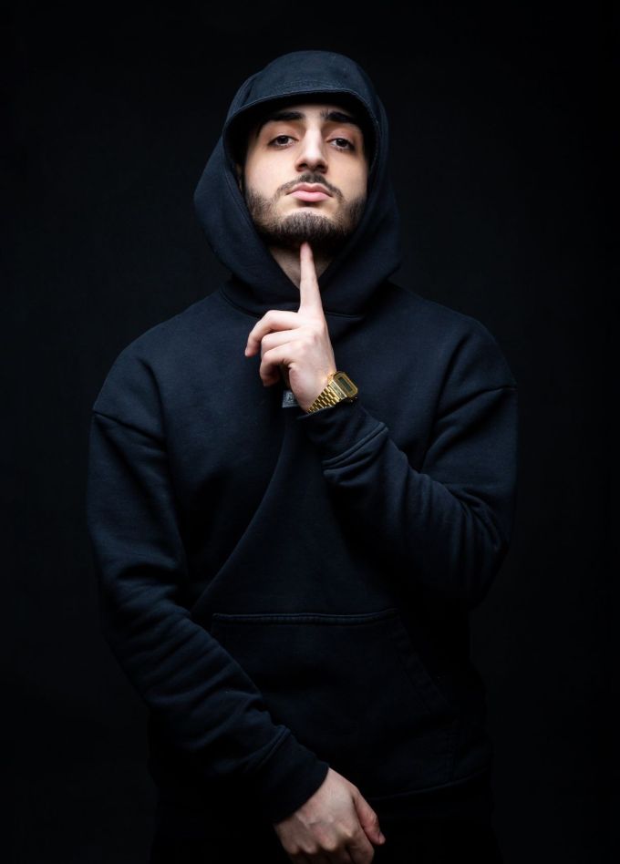 Xcho, Адлер