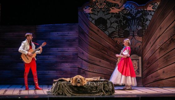 Спектакль «Не в свои сани не садись»