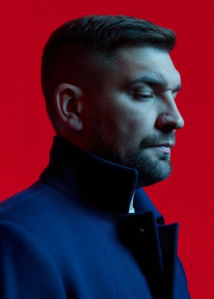 Баста, Эстосадок