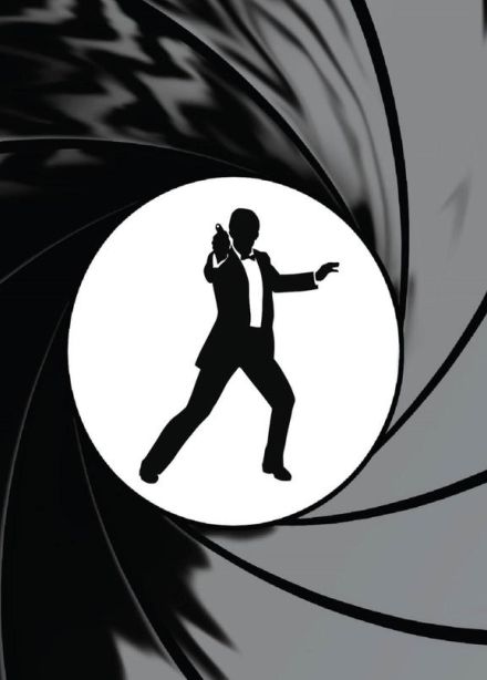 Джеймс Бонд