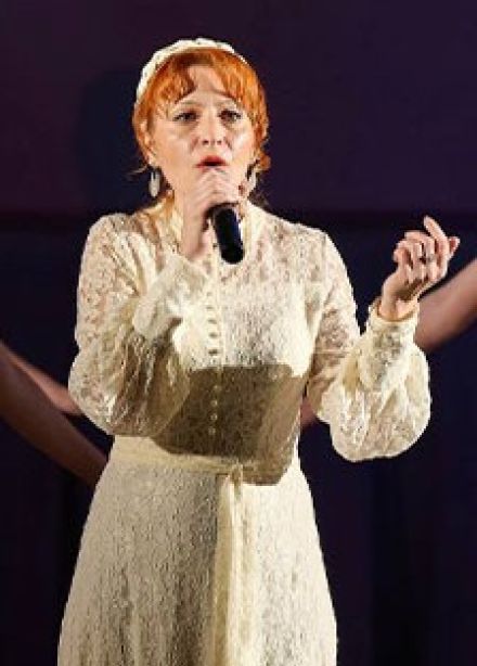 Отчётный концерт ансамбля «Родные просторы», Орёл-Изумруд