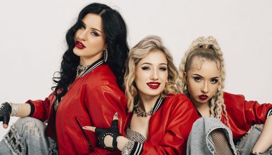 Воровайки, Адлер